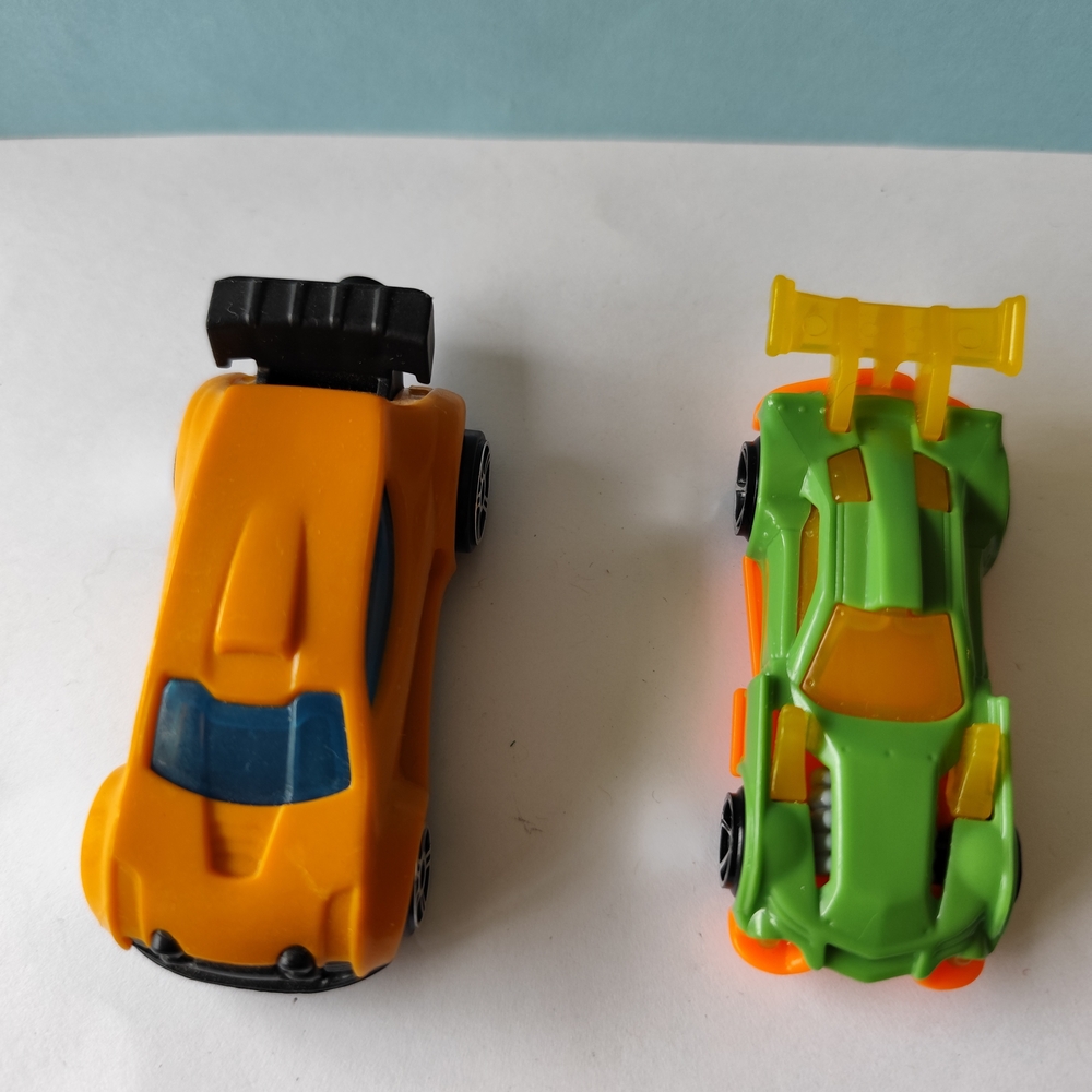 3/$25💙McDonald's Hot Wheels Toy Cars lot of 2
